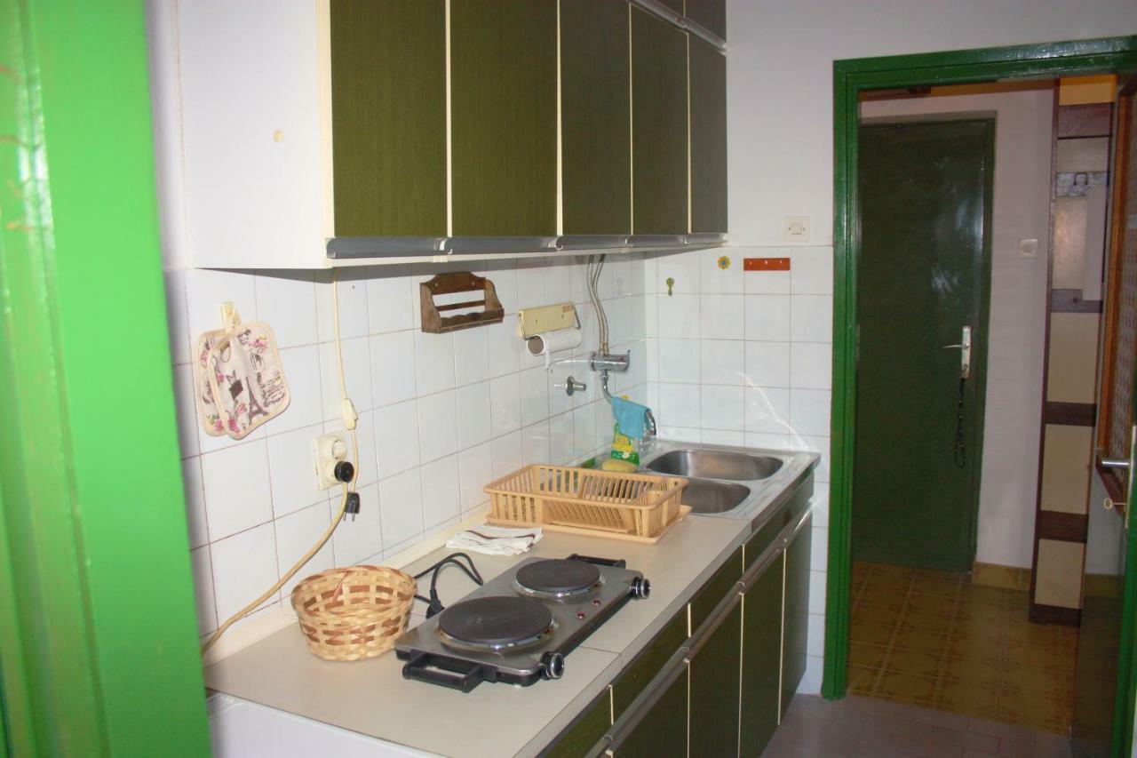 Апартаменты As Apartman Ровинь Экстерьер фото